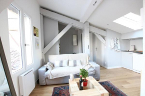 GuestReady - Sunny Attic Apt Near Grand Théâtre